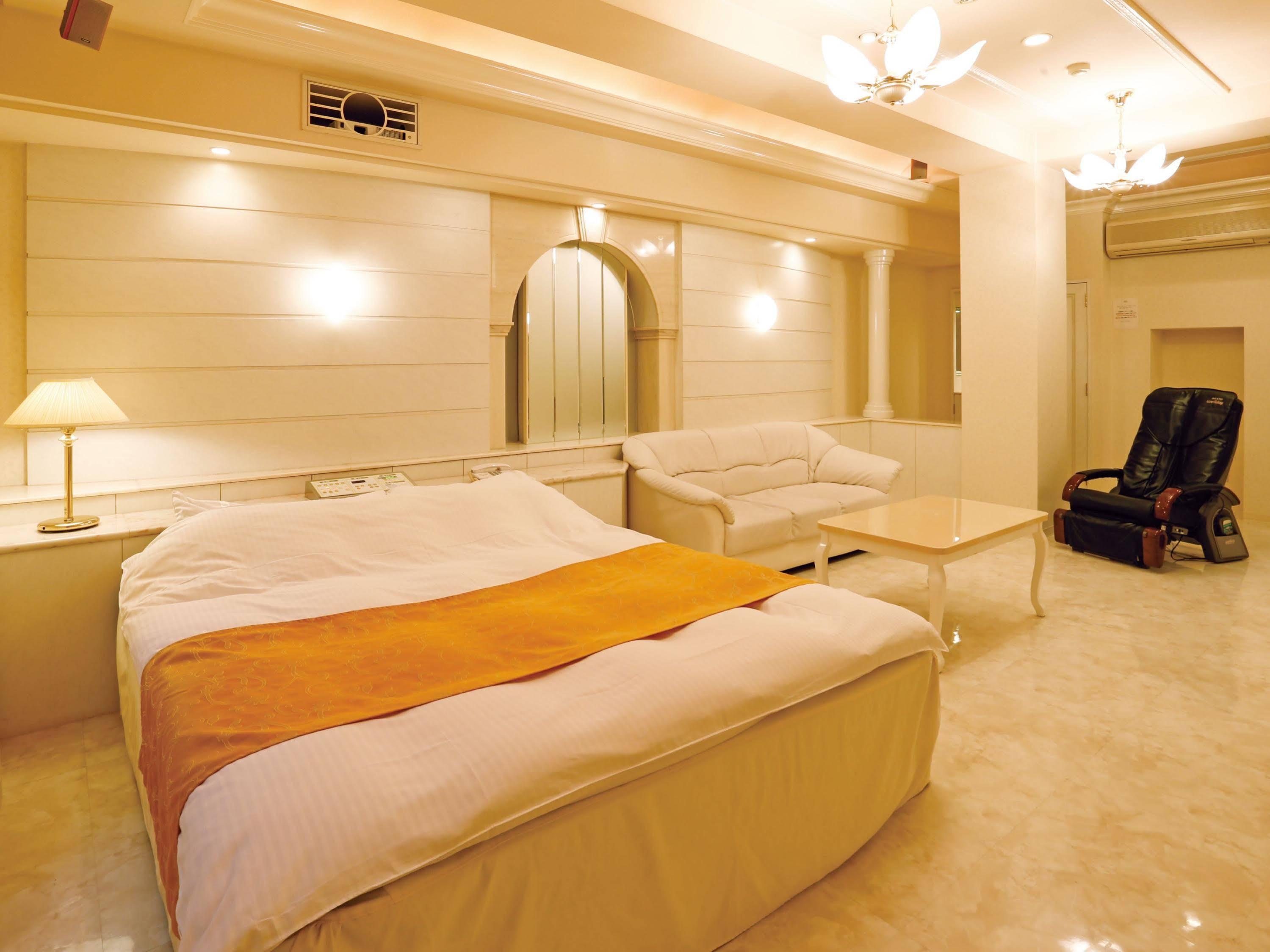 Hotel Fine Garden Juso (Adults Only) Osaka Esterno foto